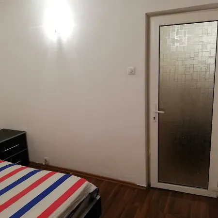 Apartament La Malul Marii, Aproape De Plaja مانغاليا